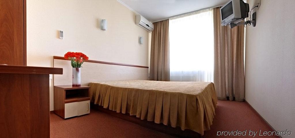 Hotel Optima River Mykolaiv Habitación foto